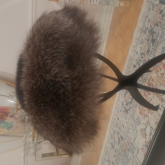 Genuine Mink & Fox Trim Fur Hat - Picture 6 of 13